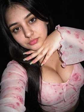 Udaipur Tottaa Stand Out in Udaipur Call Girls  Escort Services in Udaipur